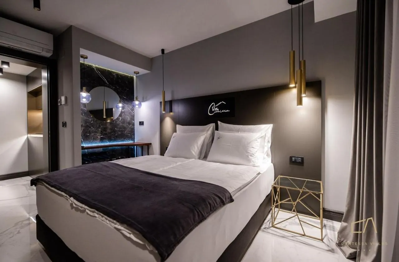 Pensjonat Luxury Apartments In Villa Curiera Malinska