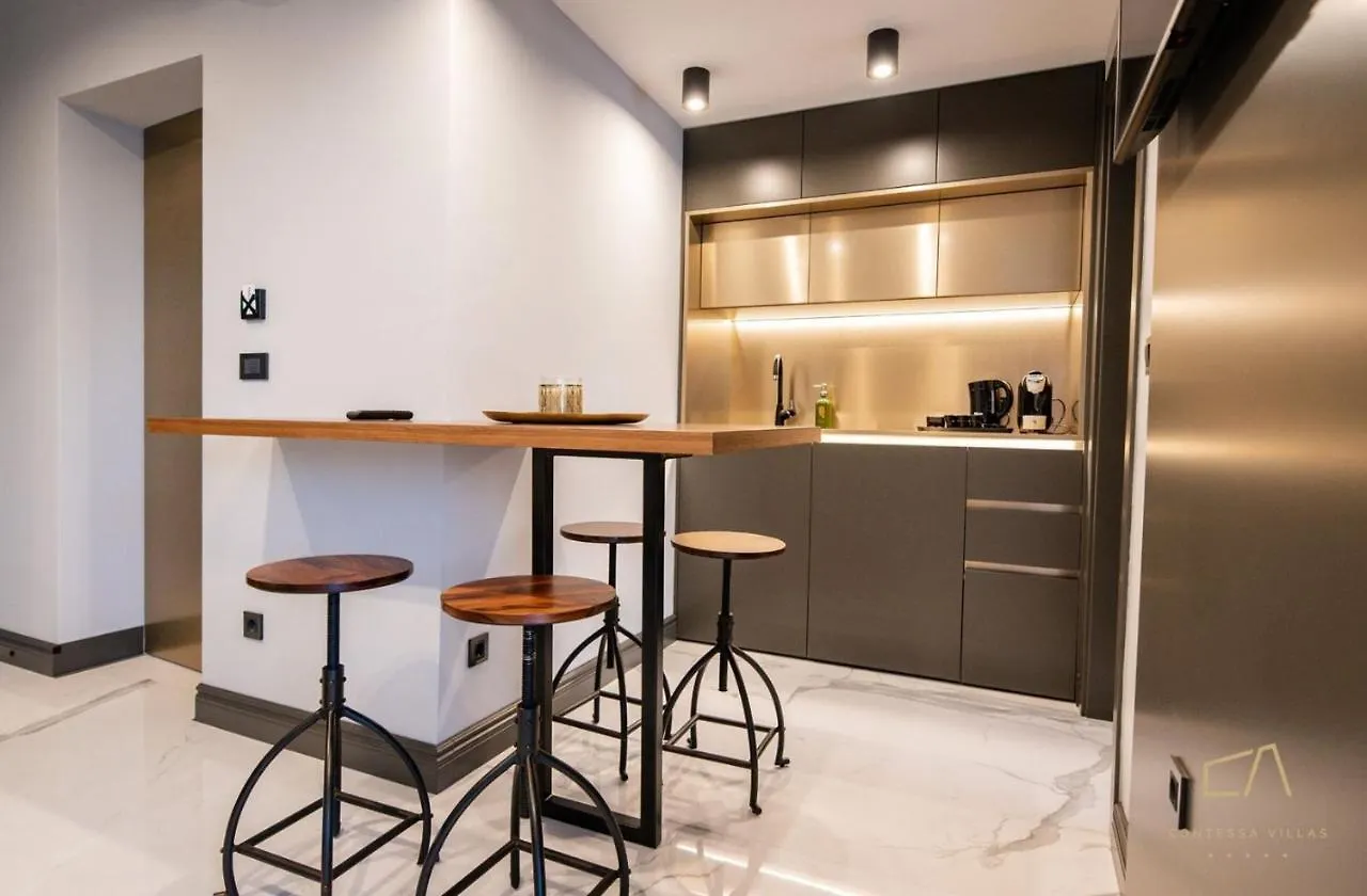 Luxury Apartments In Villa Curiera Malinska 5*,