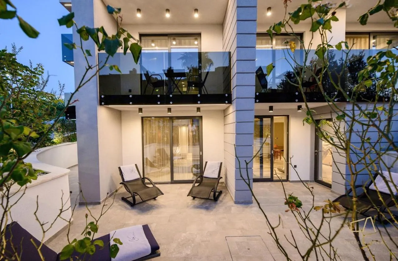 Pensjonat Luxury Apartments In Villa Curiera Malinska