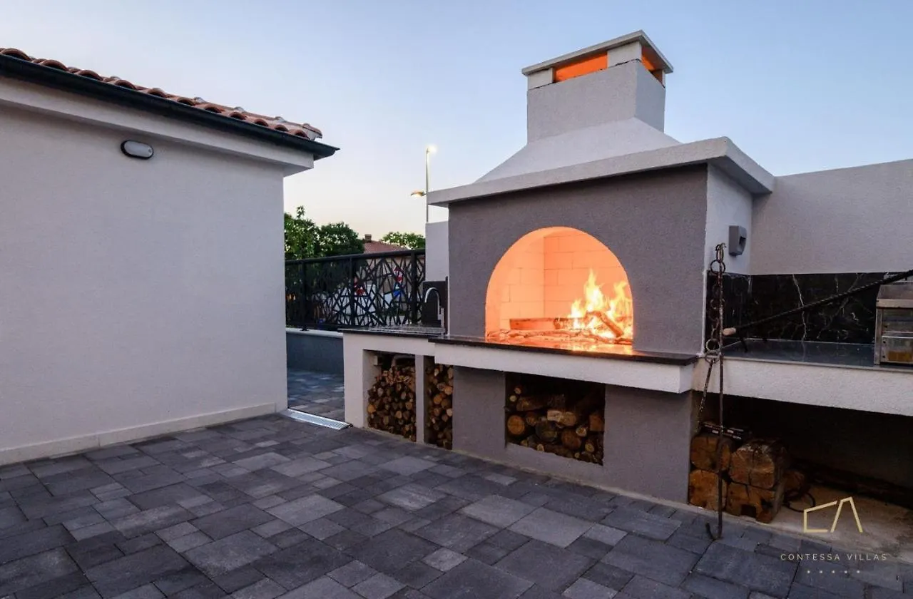 ***** Guest house Luxury Apartments In Villa Curiera Malinska Croatia